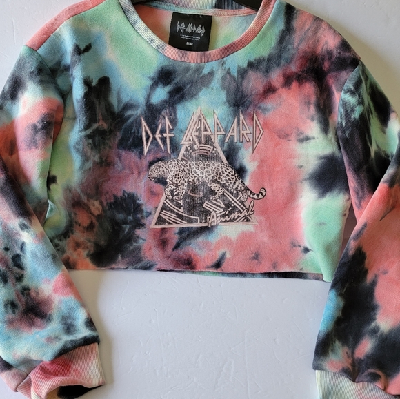 Def Leppard Cropped Tie Dye Sweatshirt Pink Blue Black Size medium - Picture 1 of 5